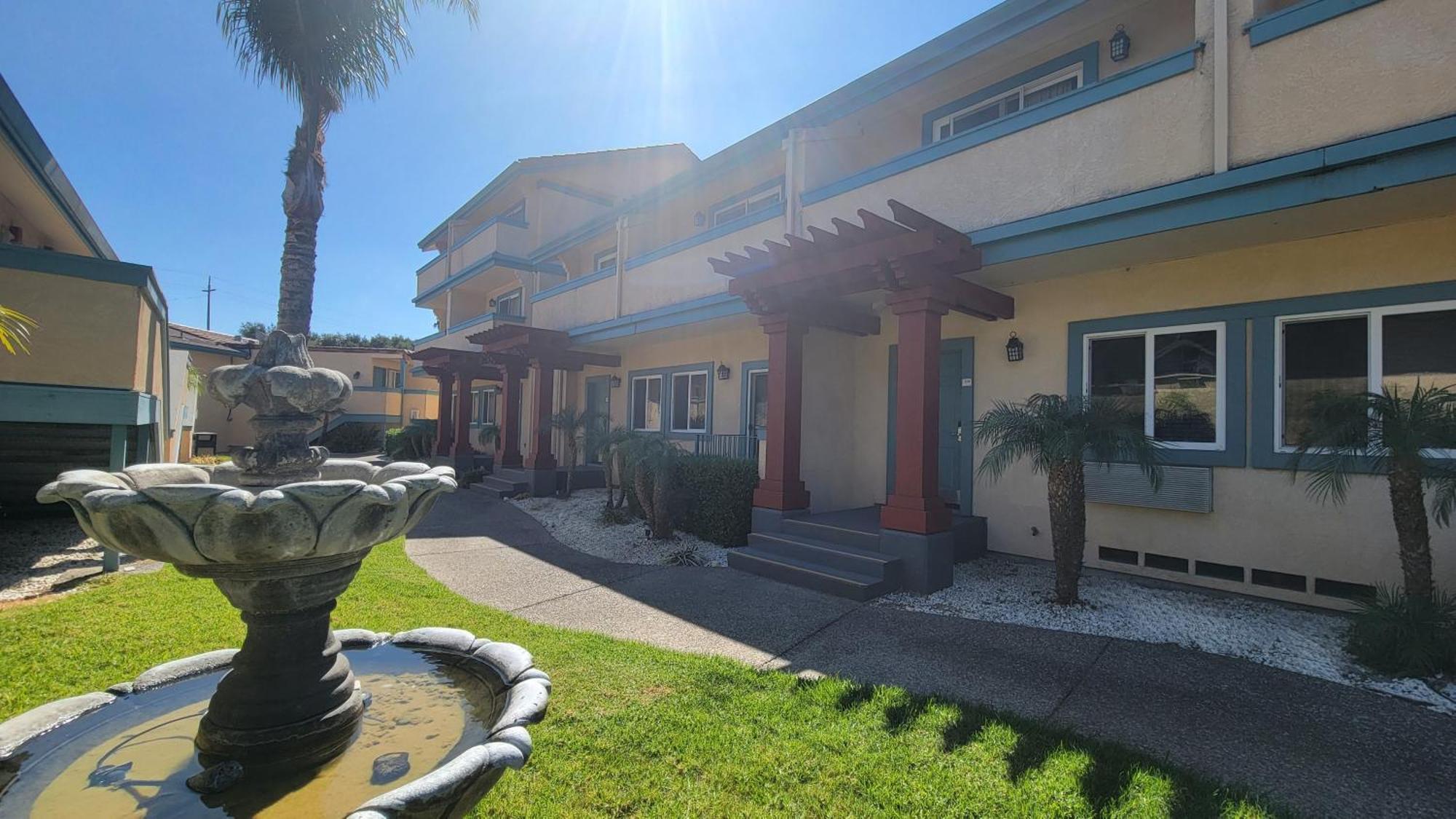 Marinwood Inn & Suites 노바토 외부 사진